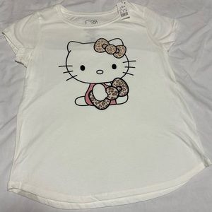 Girl’s Sanrio Hello Kitty T-shirt ivory color size XXL plus